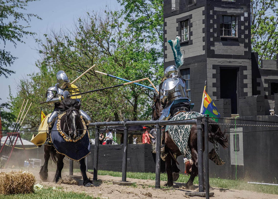 Sir Shiloh and Sir Garr joust at the Southern Indiana Renaissance Faire